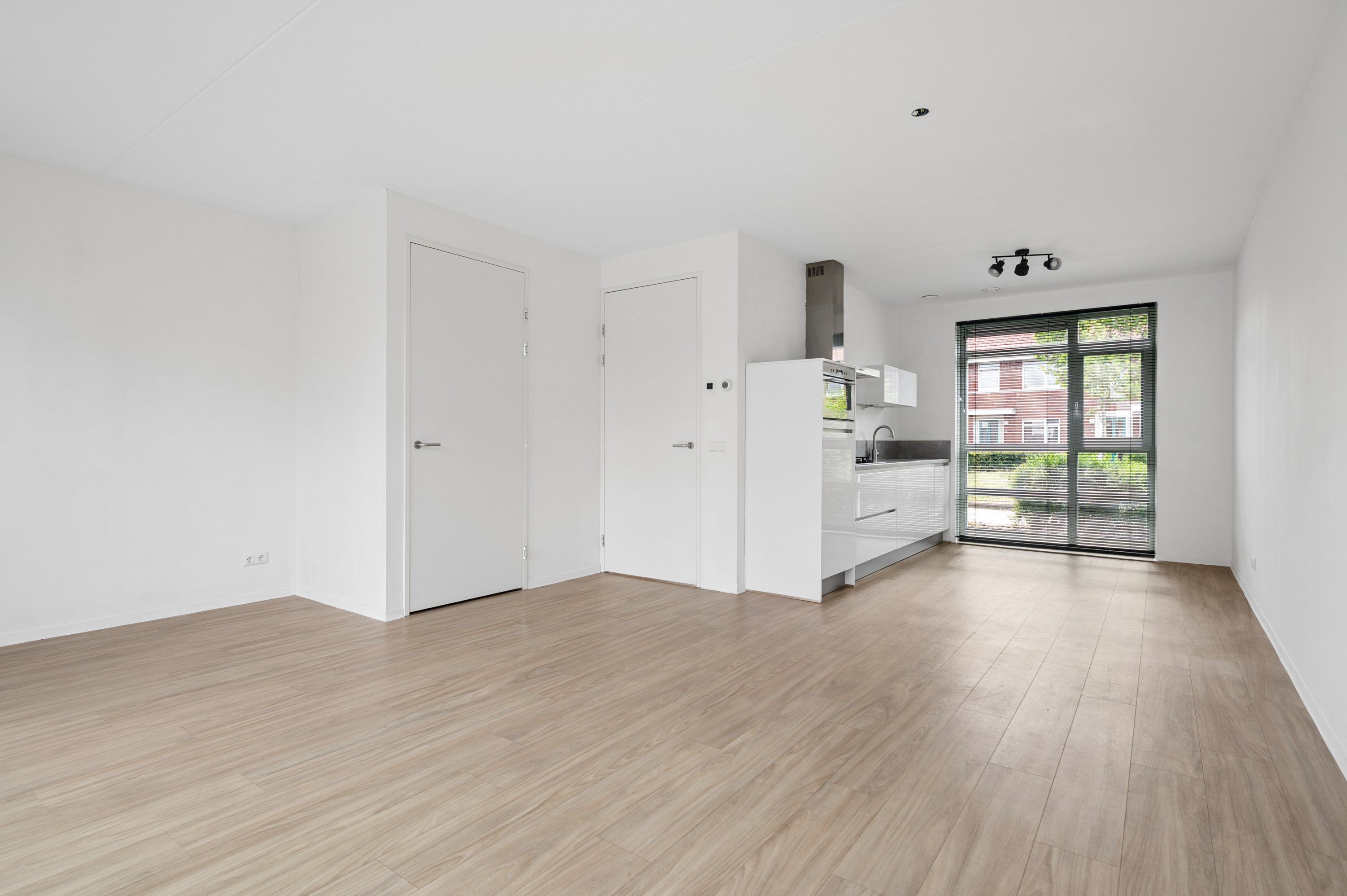 Tussenwoning te koop: Leeuw 7, Elst