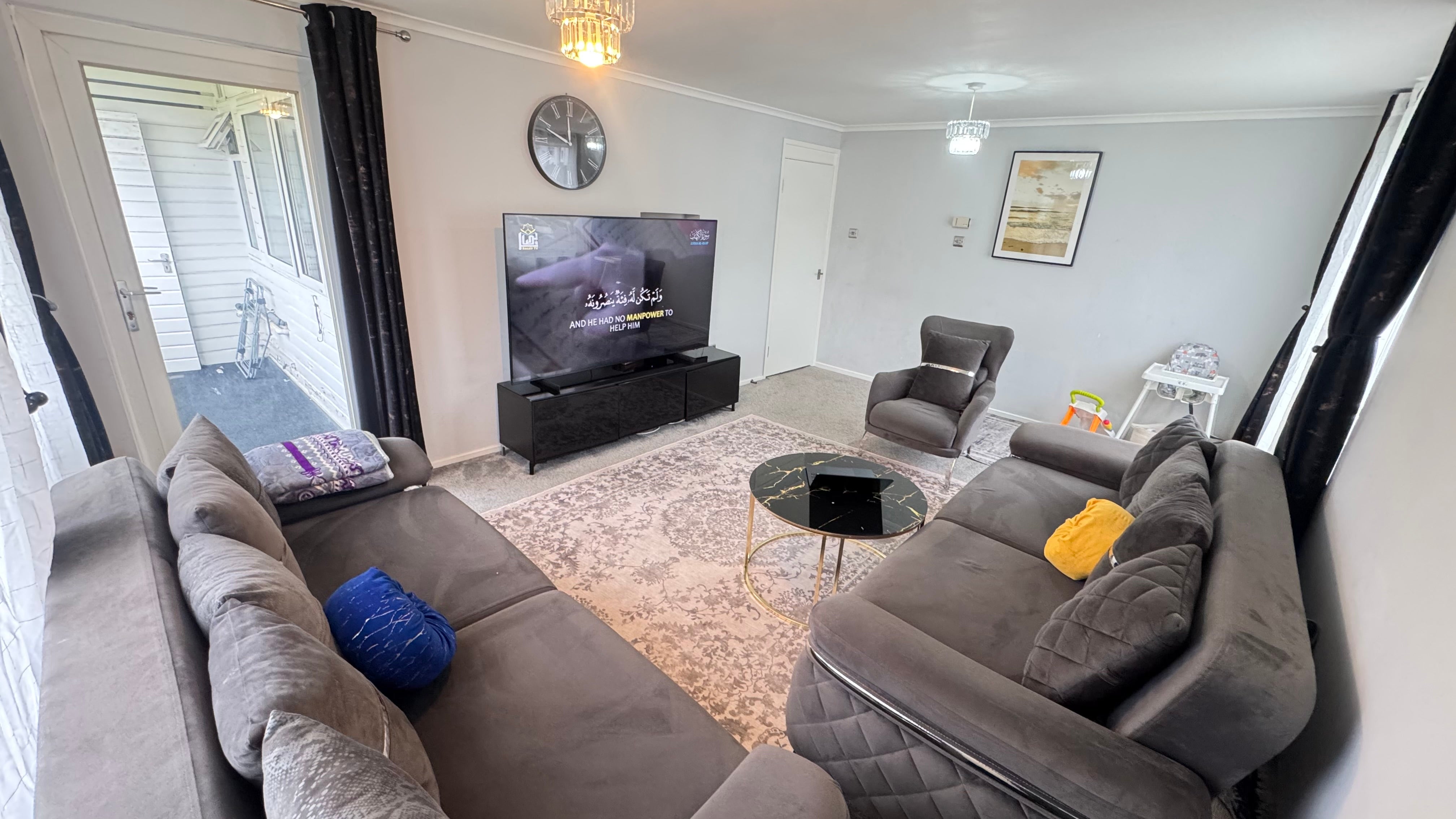 Flat Malmains Drive in Bristol