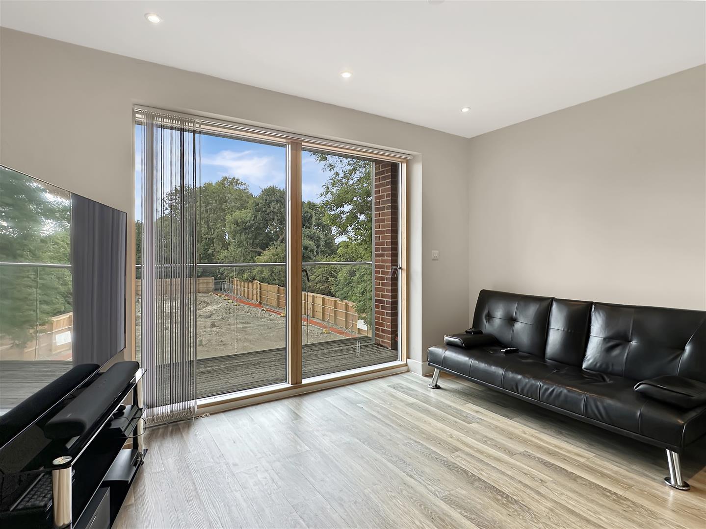 Flat Nursery Walk in Cambridge