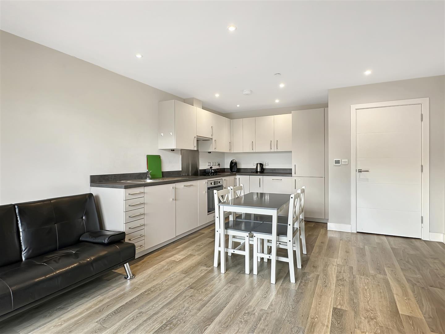 Flat Nursery Walk in Cambridge