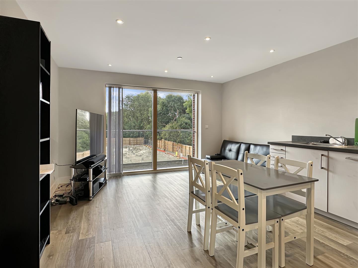 Flat Nursery Walk in Cambridge