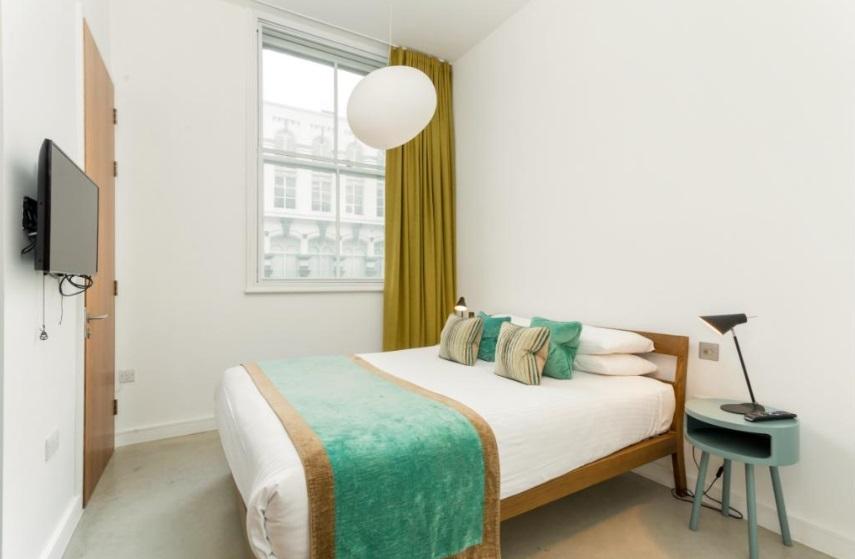 Flat Southwark Street in Greater London