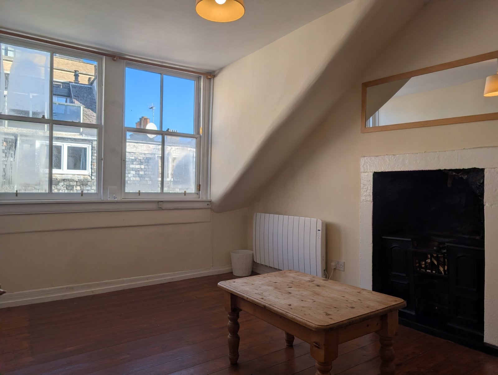 Flat Rose Street in City of Edinburgh