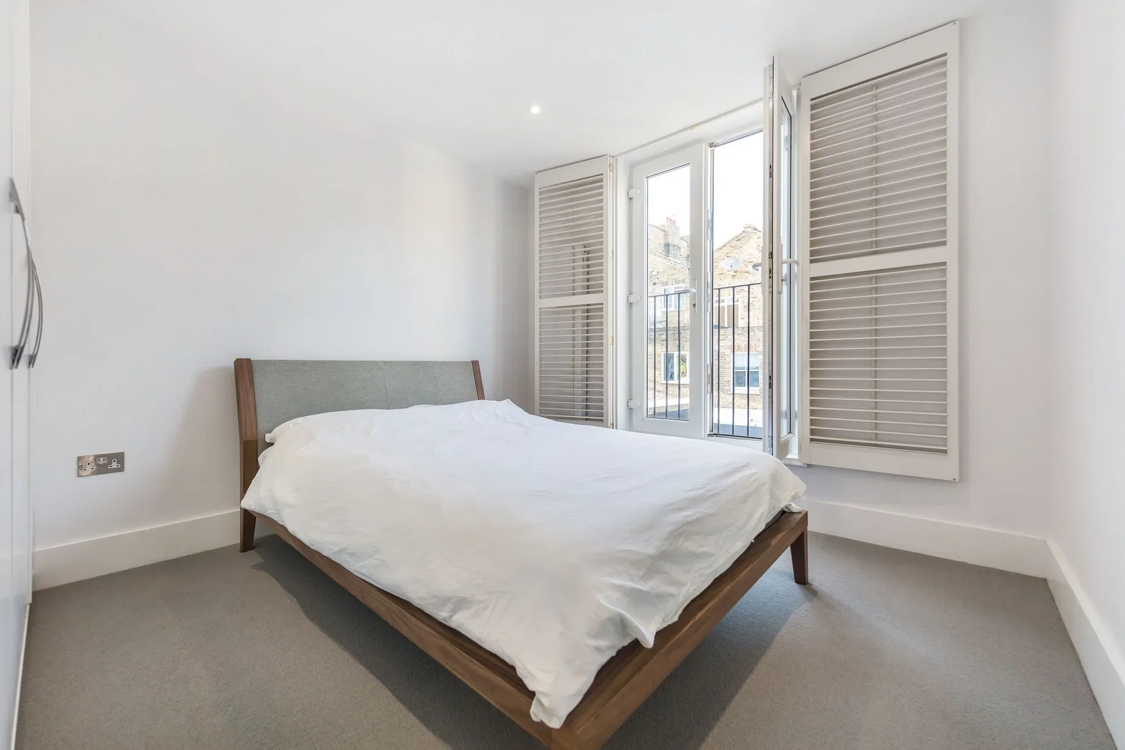 Flat Mulgrave Road in Greater London