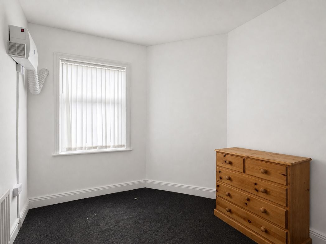 Flat Holly Avenue in North Tyneside