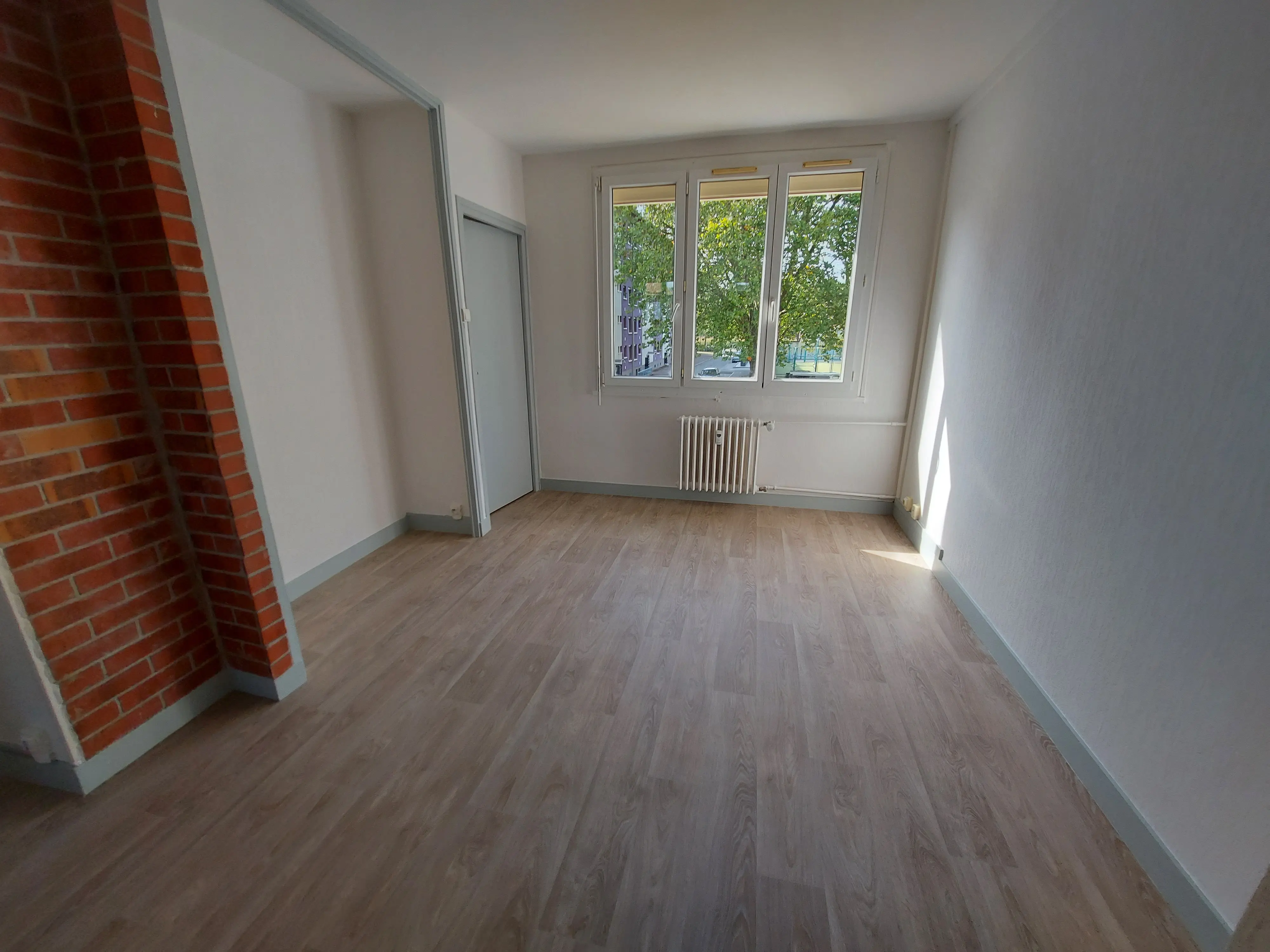 Flat Avenue des Frères Lumière in Belfort