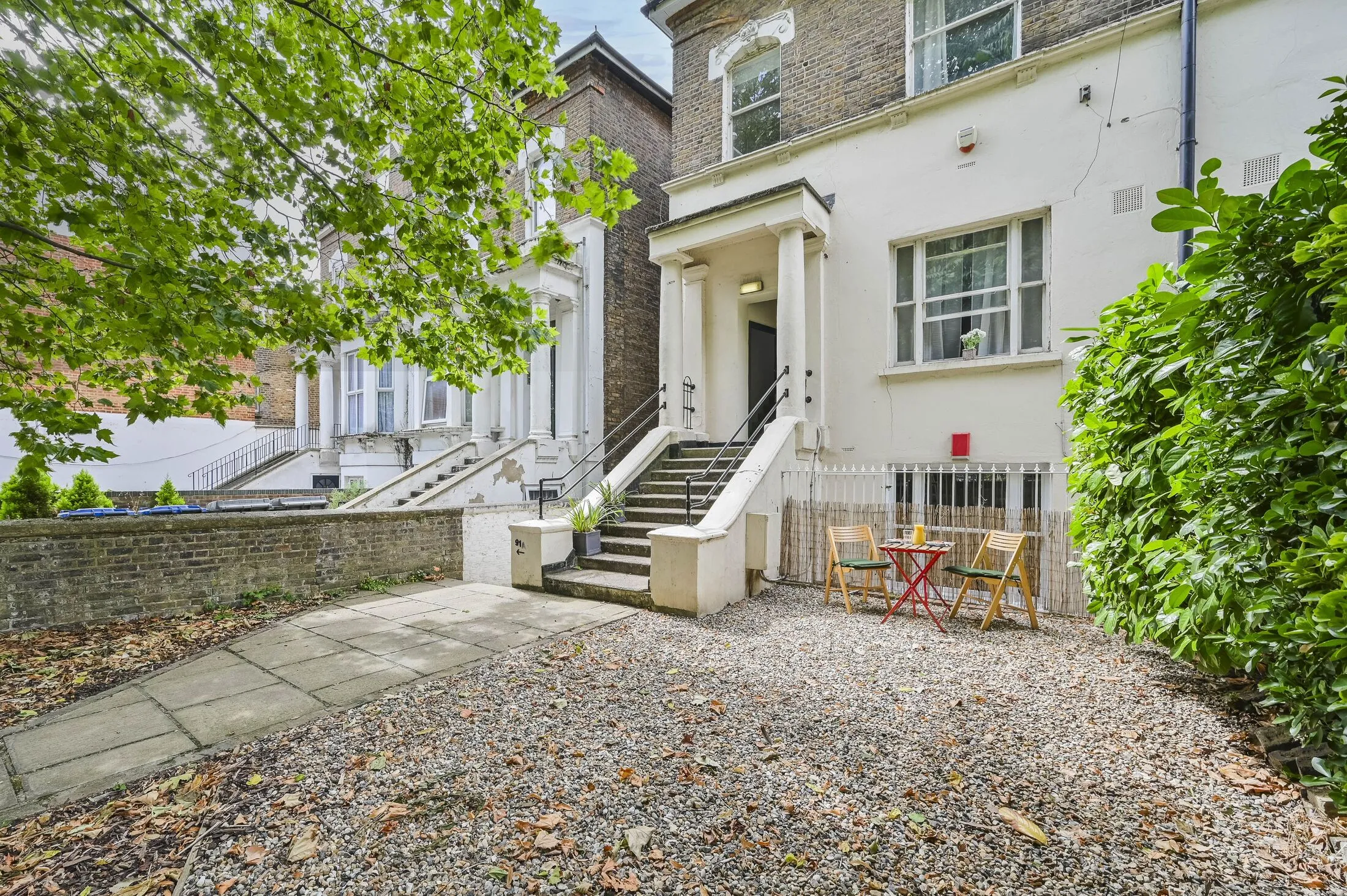 Flat Saltram Crescent in City of Westminster