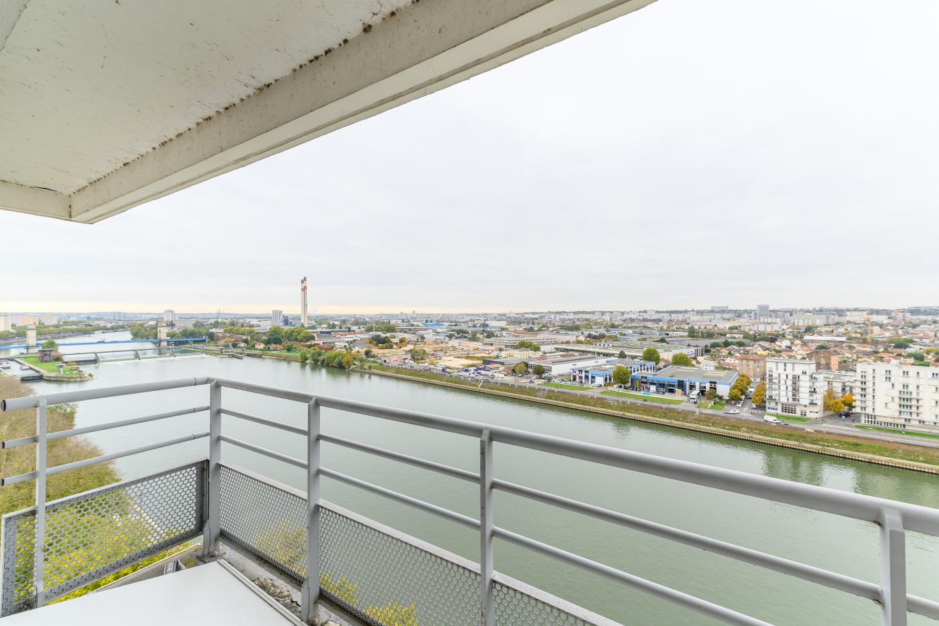 Flat Quai Blanqui in Alfortville