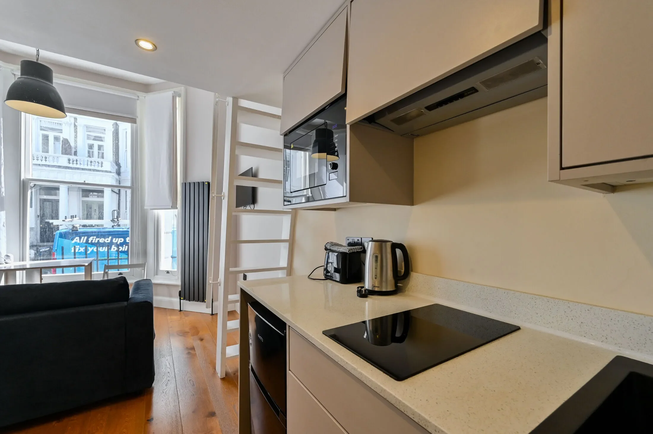 Flat Fairholme Road in Greater London