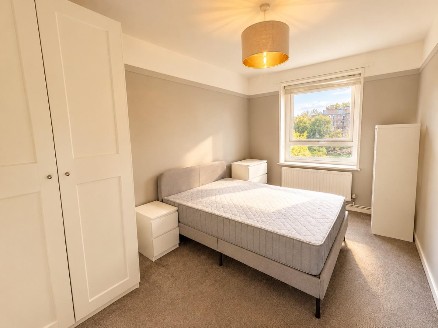 Flat Tulse Hill in Greater London