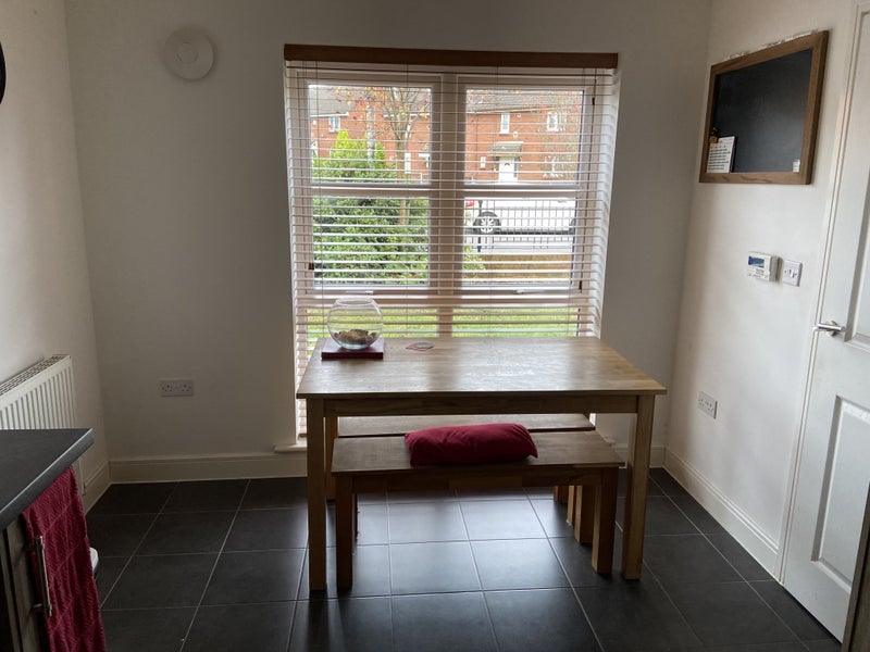 Room Garforth Avenue in Manchester