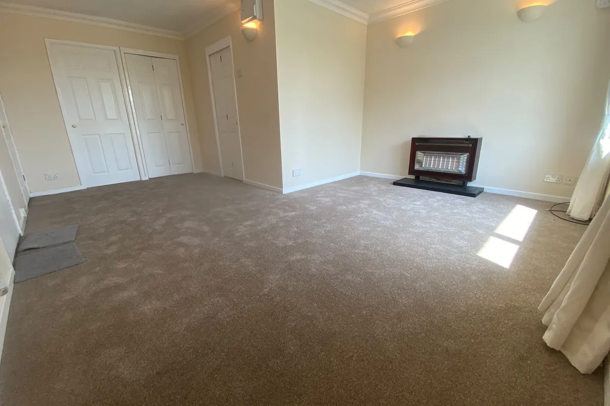 Flat Beauchamp Avenue in Wyre Forest