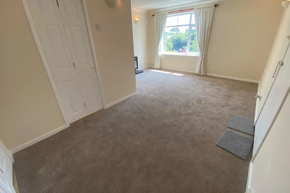Flat Beauchamp Avenue in Wyre Forest