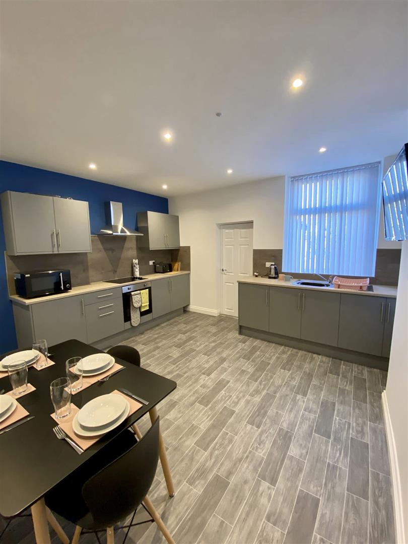 Room Burnley Road in Borough of Pendle