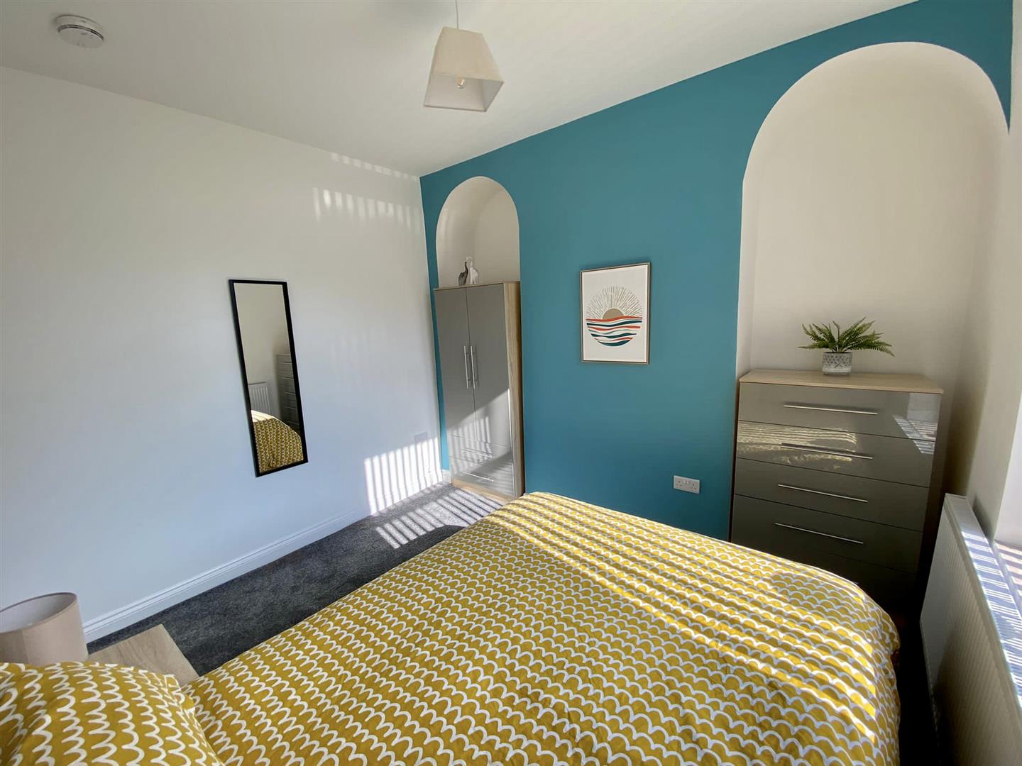 Room Burnley Road in Borough of Pendle