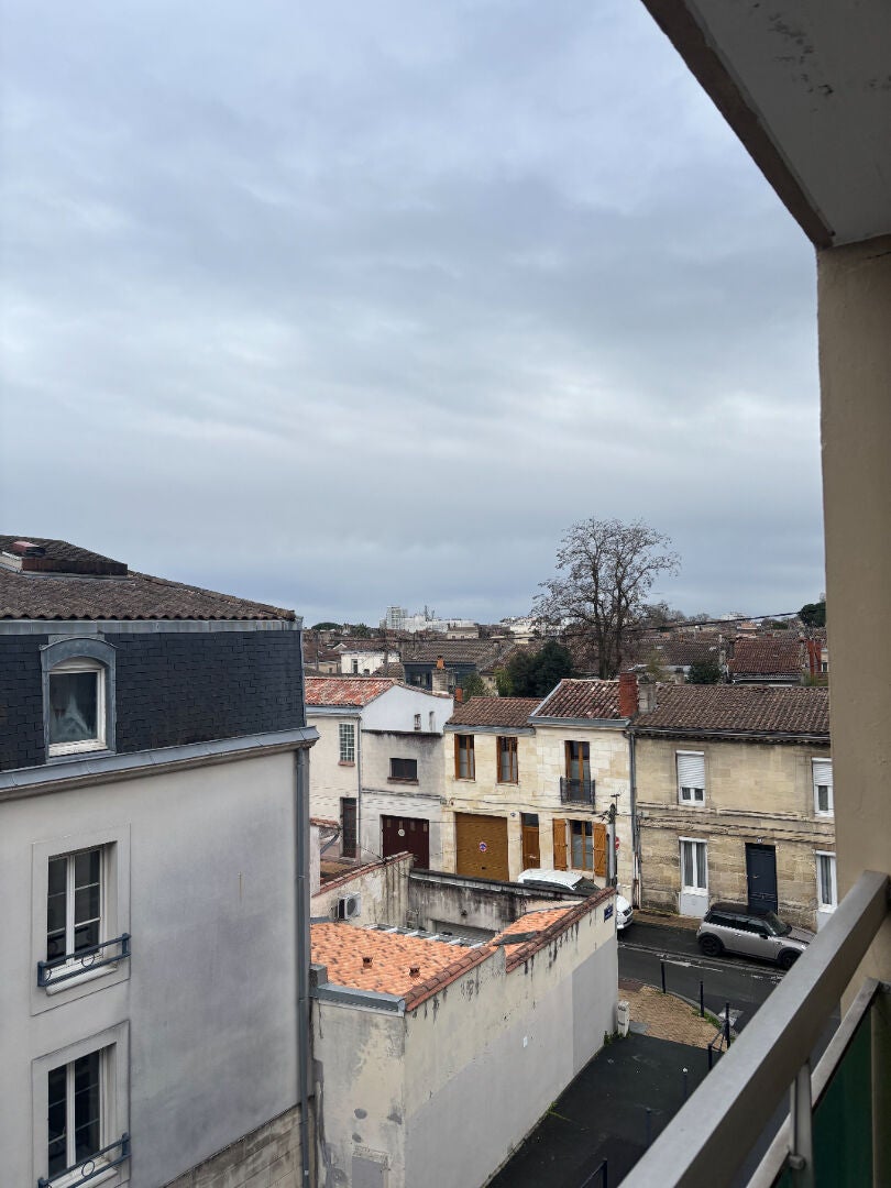 Appartement Rue Pierre Curie à Bordeaux