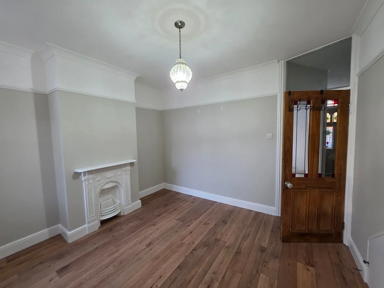 House Bickley Crescent in Greater London