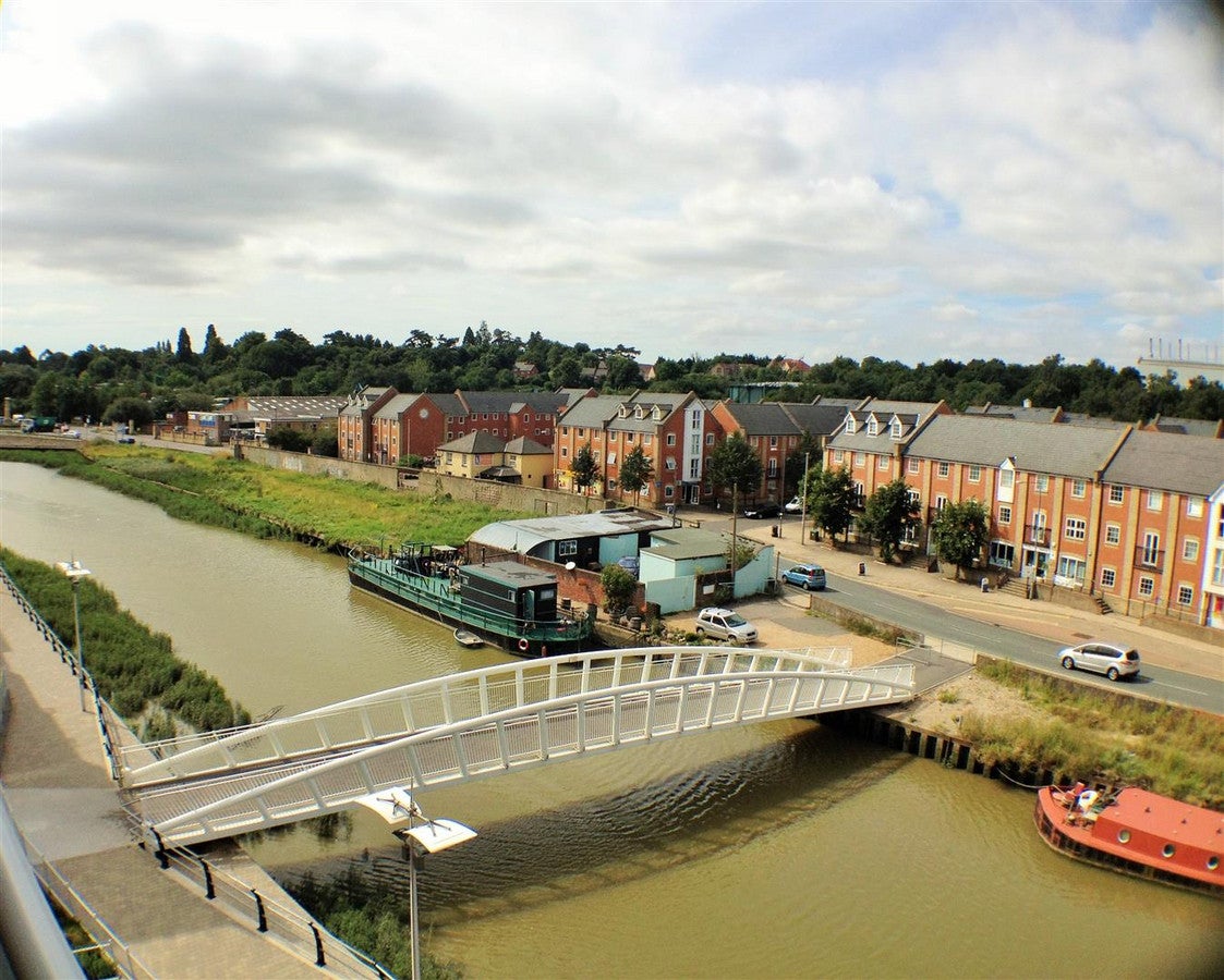 Flat Heia Wharf in Colchester