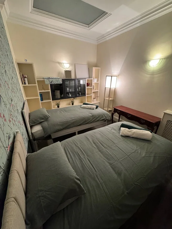 Flat Lancaster Gate in City of Westminster
