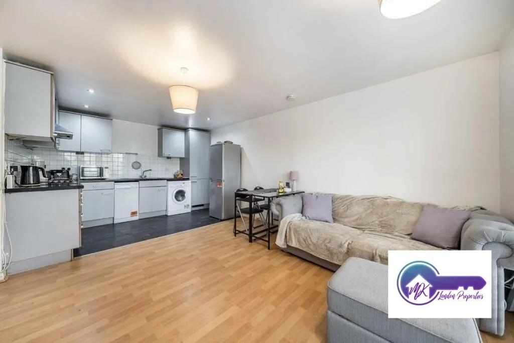 Flat St Georges Way in Greater London