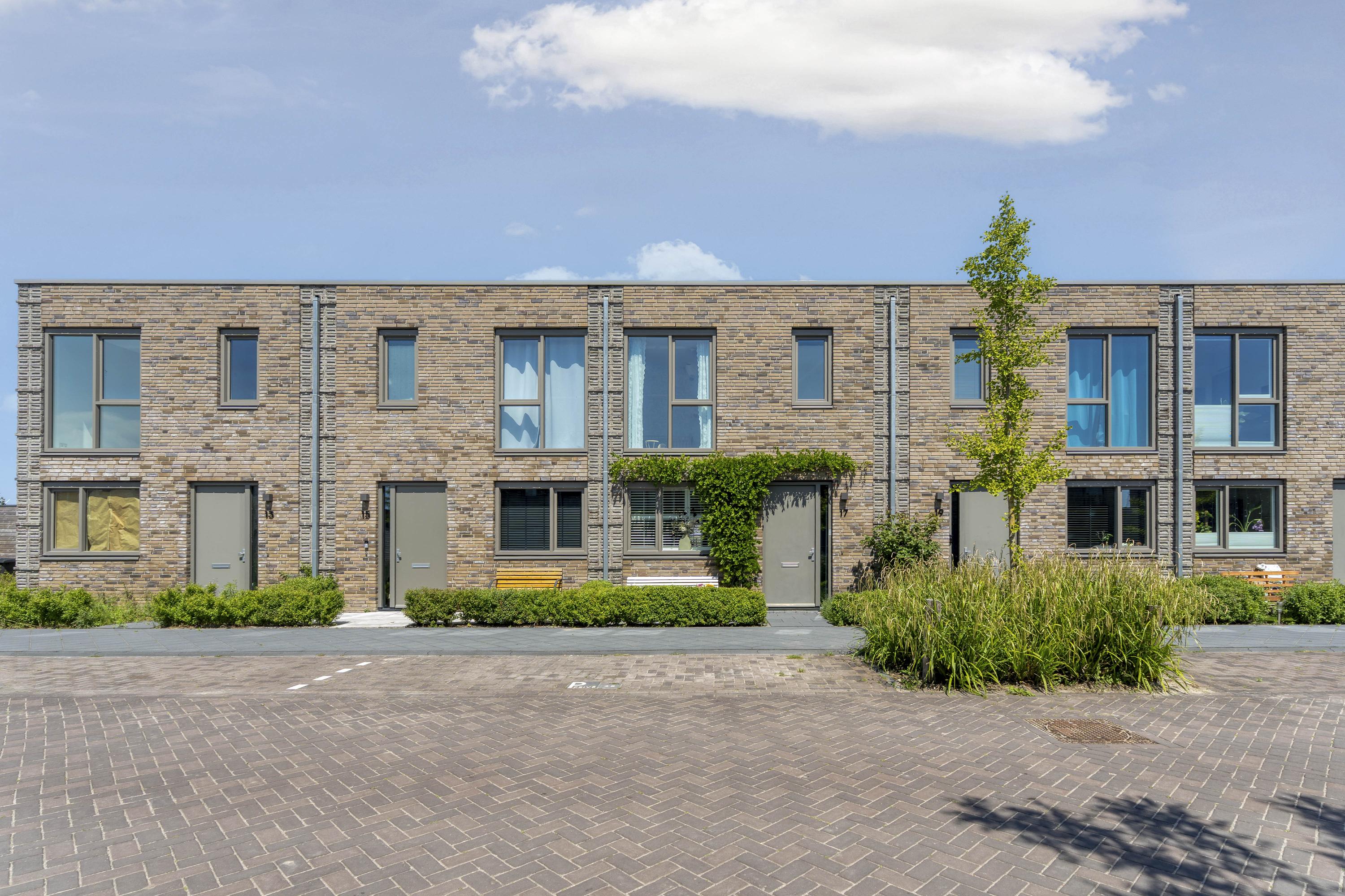 Huis Elizabeth Anscombestraat 17 in Almere