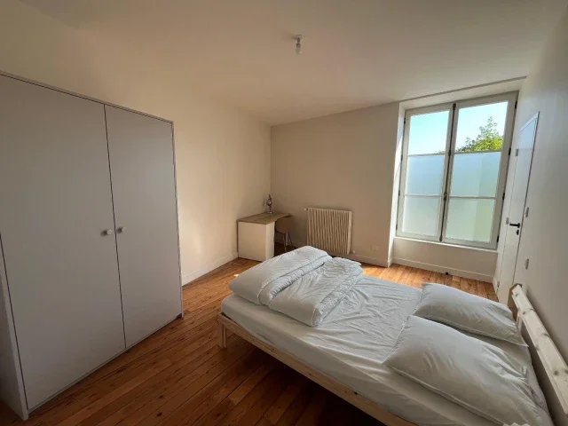 Room Rue Rabelais in Angers