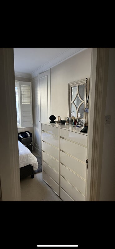 Room Holbein Place in Greater London
