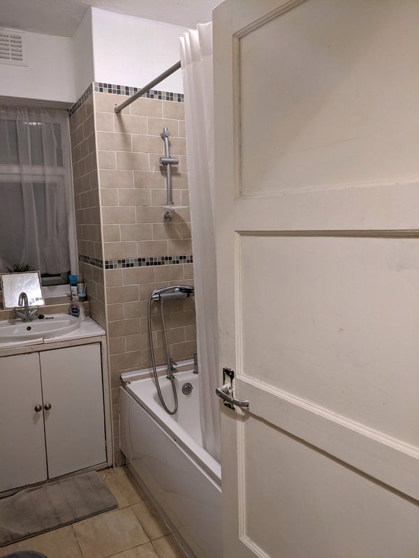 Room Murray Grove in Greater London