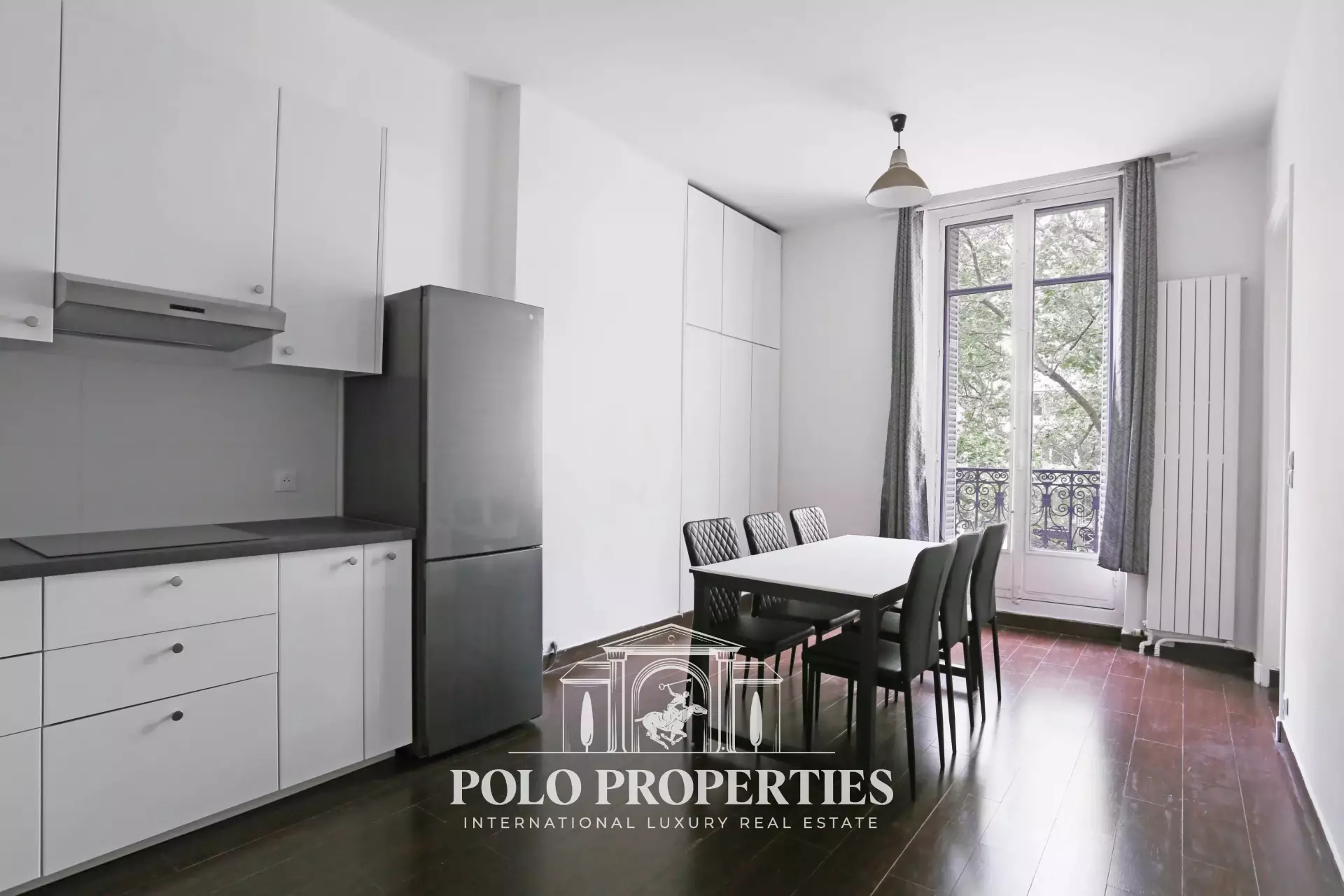 Appartement Avenue Marceau à Paris