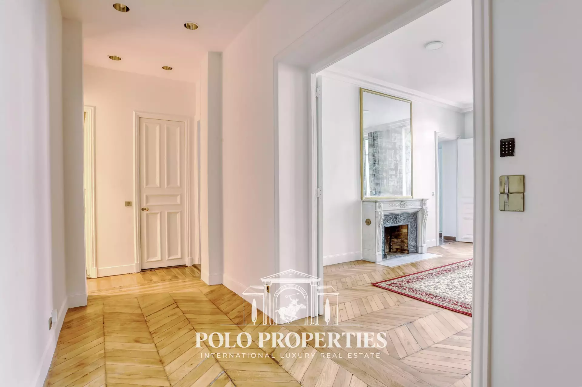 Appartement Avenue Marceau à Paris