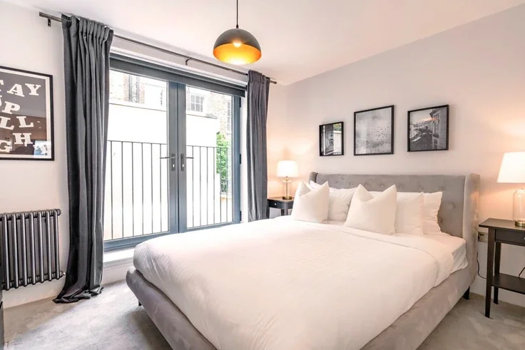Flat King's Mews in Greater London