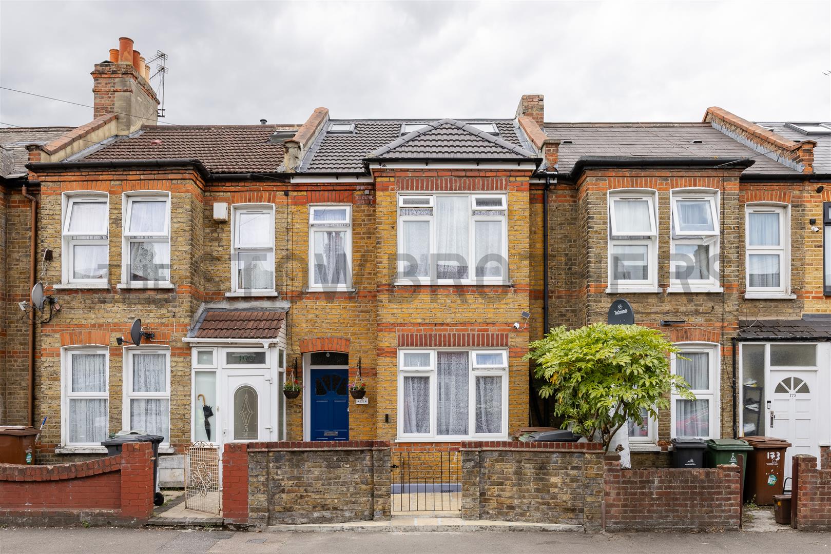 House Fulbourne Road in Greater London