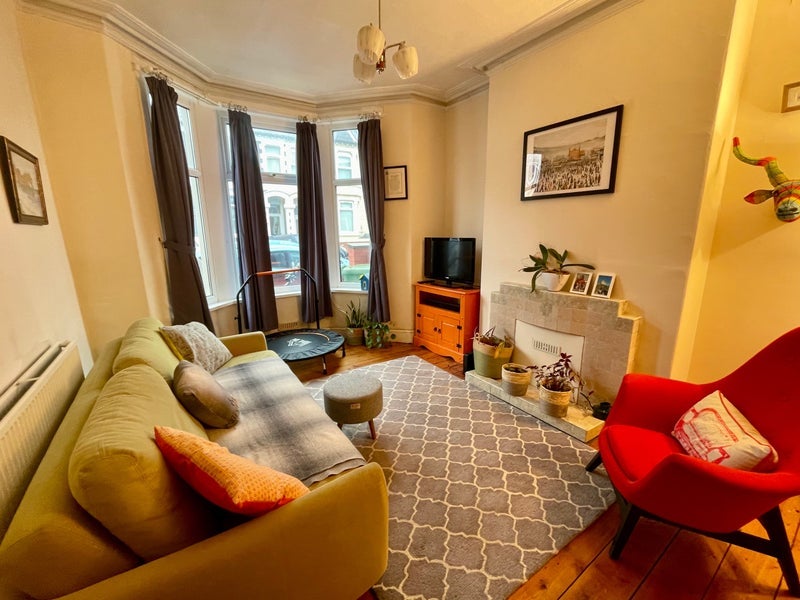 Room Alexandra Road in Cardiff