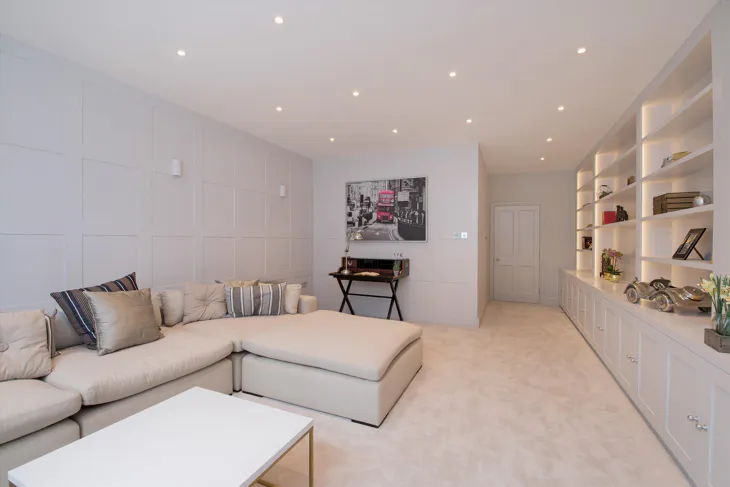 House Blake Gardens in Greater London