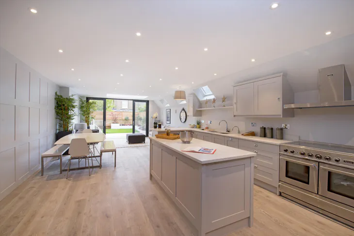 House Blake Gardens in Greater London