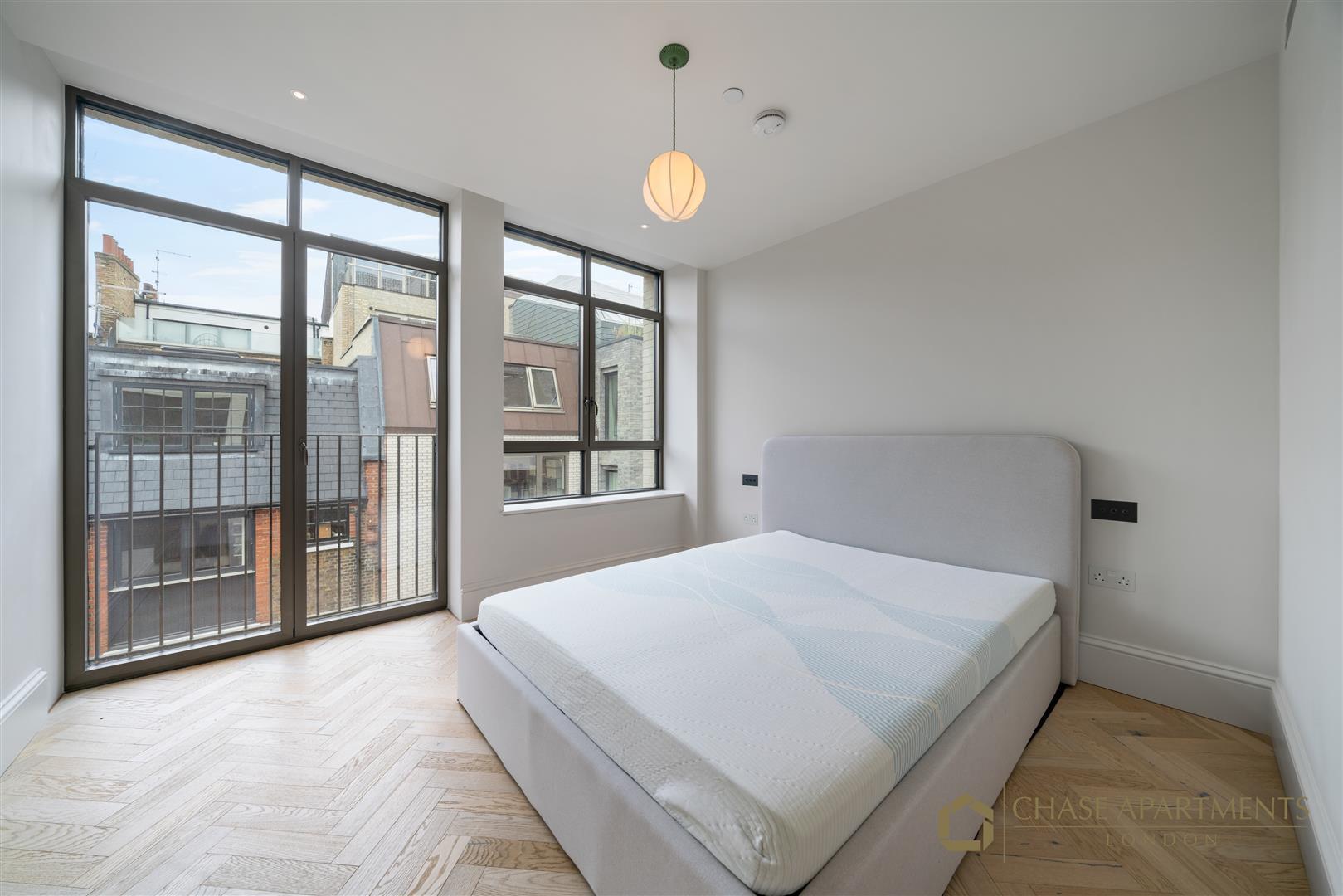 Flat Tottenham Mews in Greater London