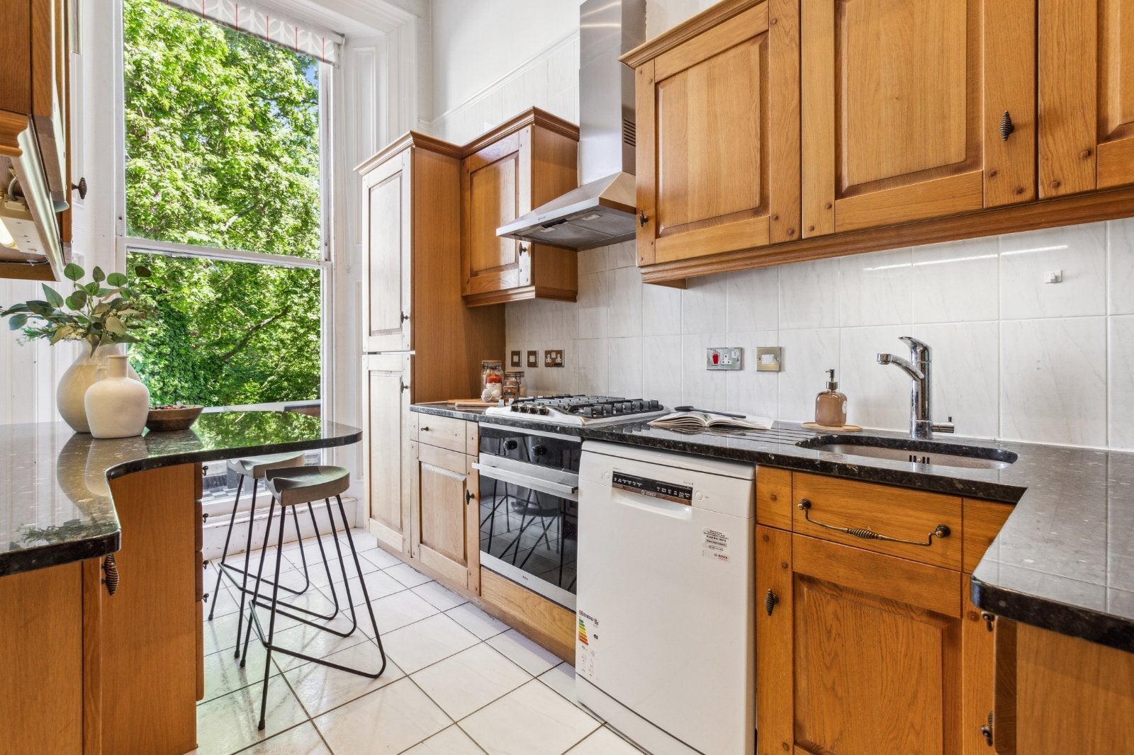 Flat Stanhope Mews West in Greater London