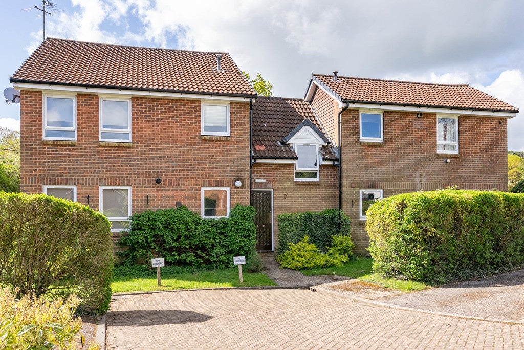 Flat Carterdale Cottages in Mole Valley