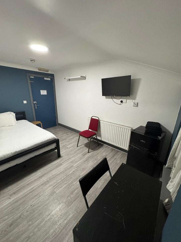 Room Fanshawe Avenue in Greater London