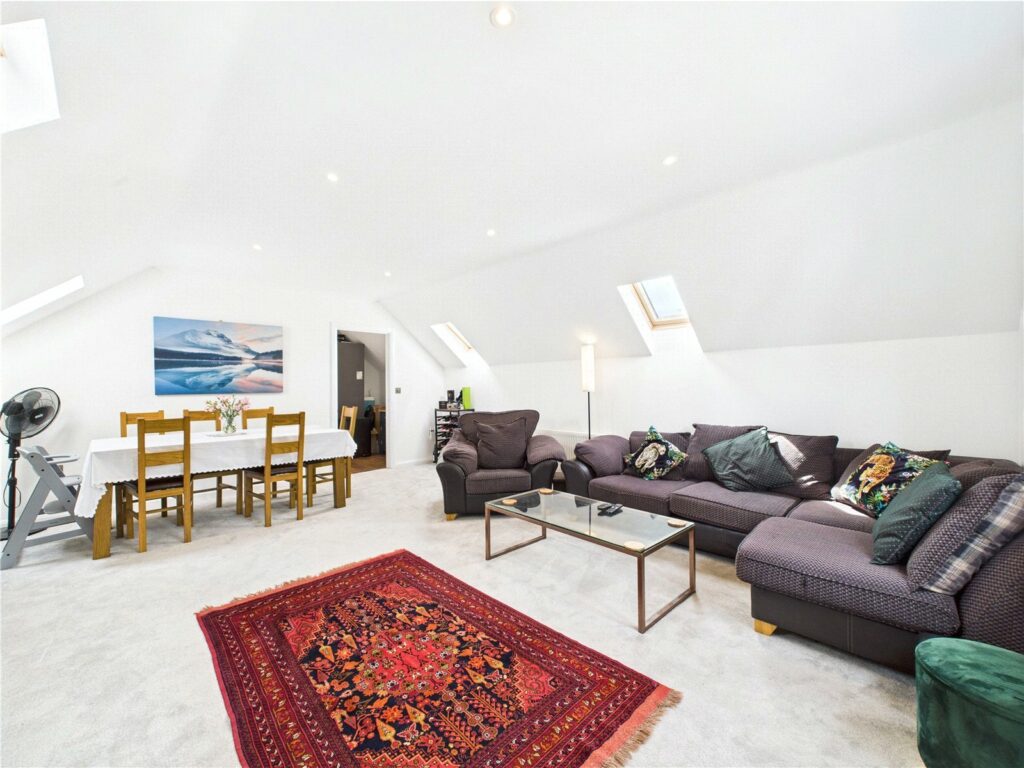 Flat Alexis Court in Hart