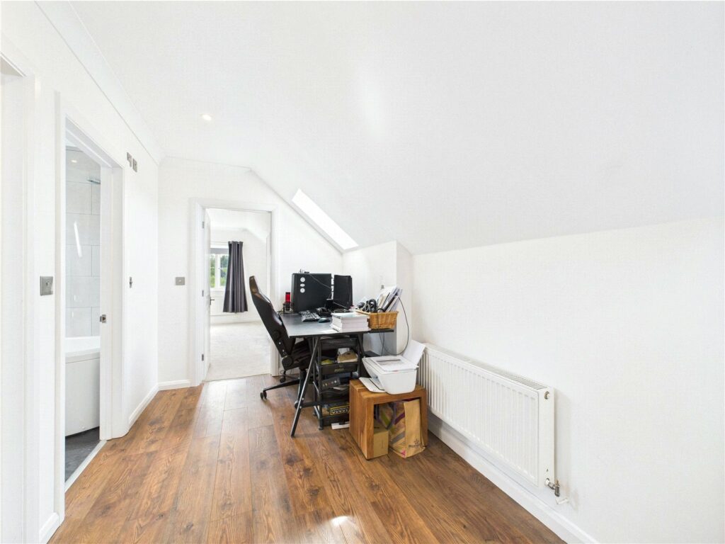 Flat Alexis Court in Hart