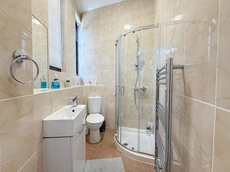 Flat Hoxton Square in Greater London