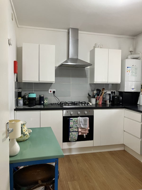 Flat Banbury Road in Greater London