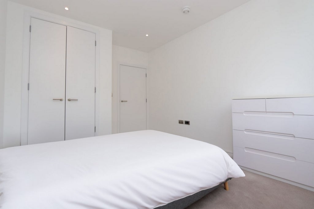 Room Globe Road in Greater London