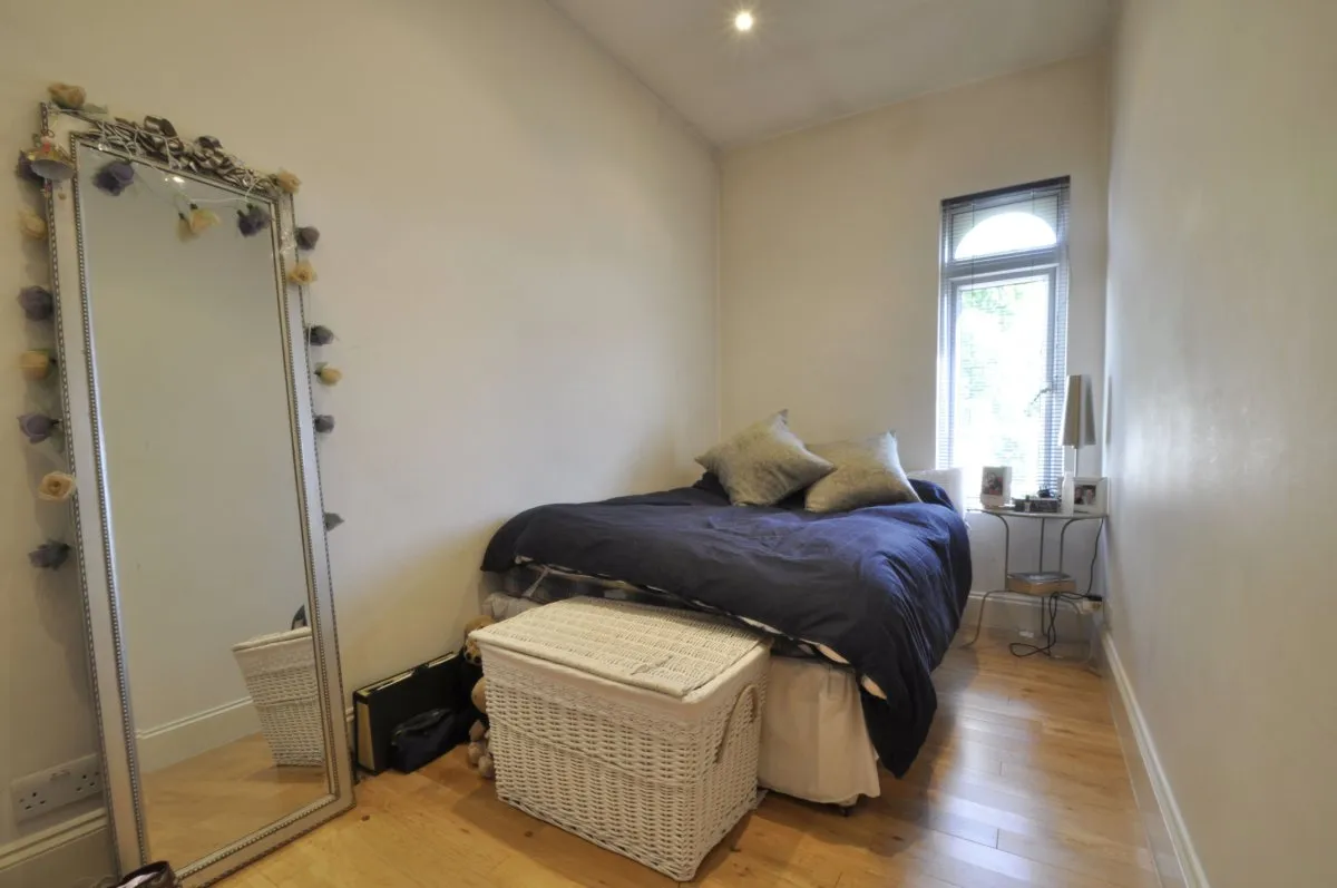 House Canfield Gardens in Greater London