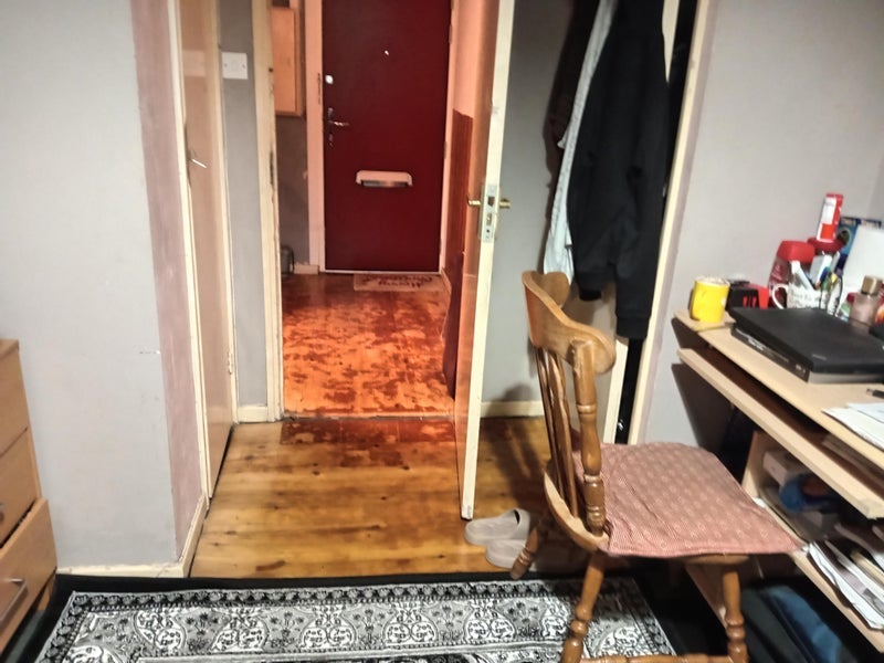 Flat Wyndham Road in Greater London