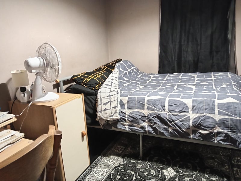 Flat Wyndham Road in Greater London