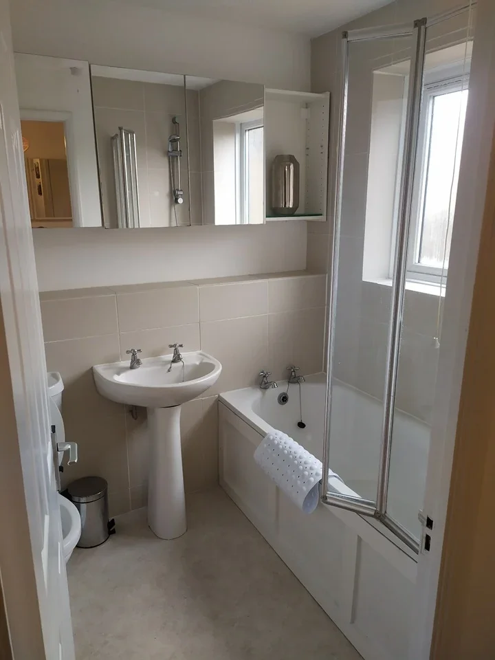 Flat Linwood Close in Greater London