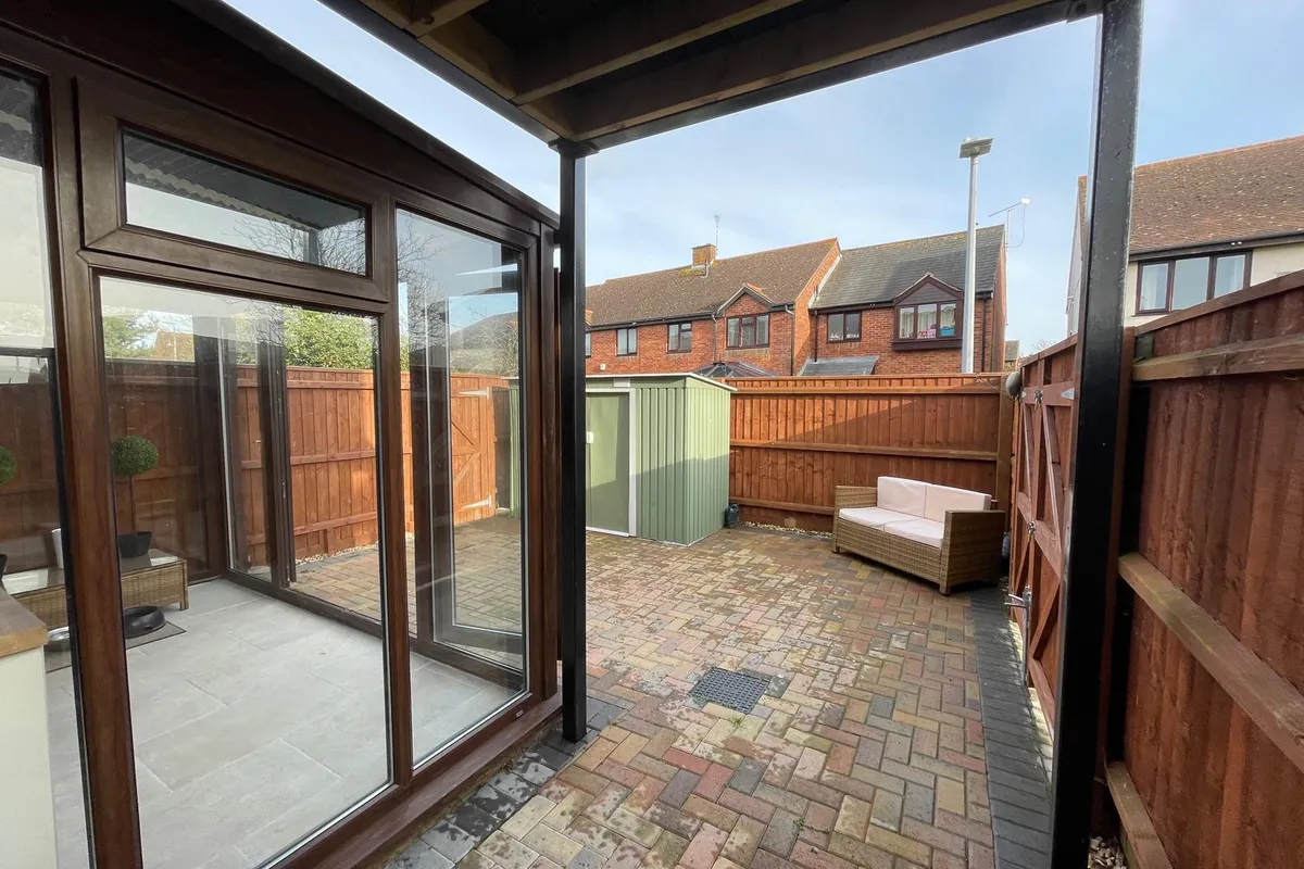House Taverner Close in Poole