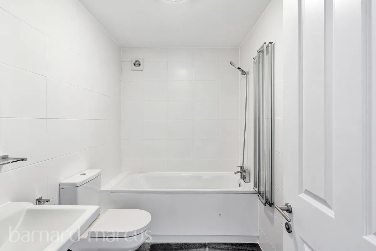 Flat Mulgrave Road in Greater London